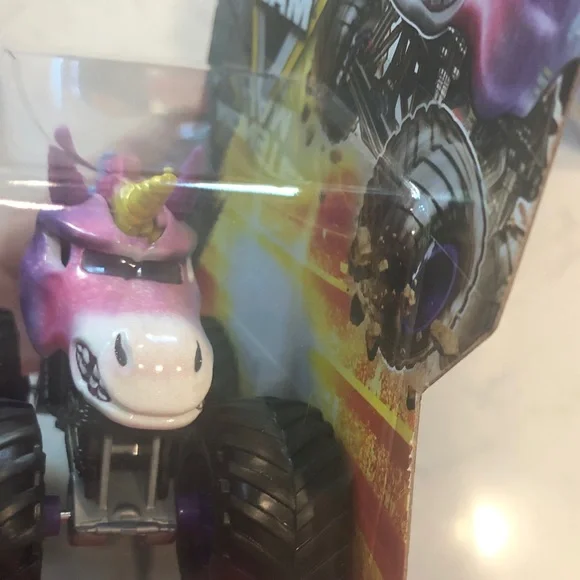 Monster Jam Sparkle Smash Toy Truck - Purple and Blue - Picture 3 of 7